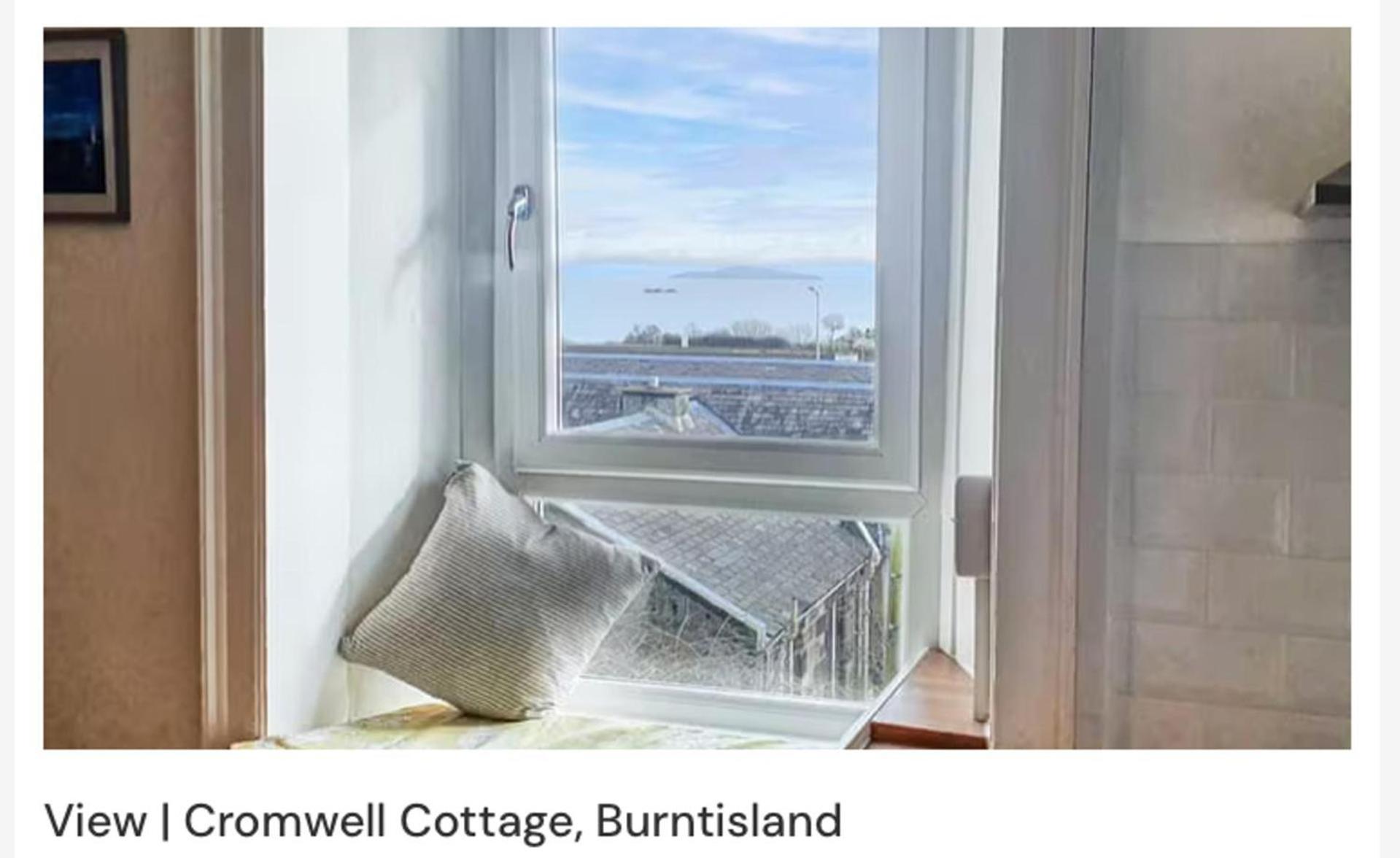 Stunning Sea Views In Apartment